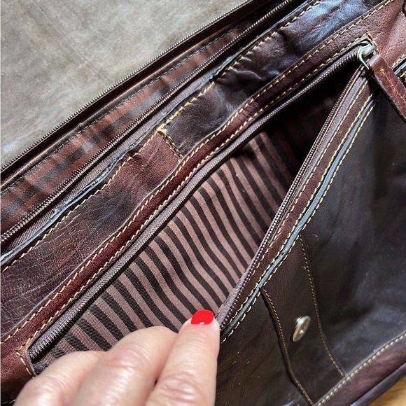 Jack Georges Brown Leather Messenger Bag - Picture 7 of 10